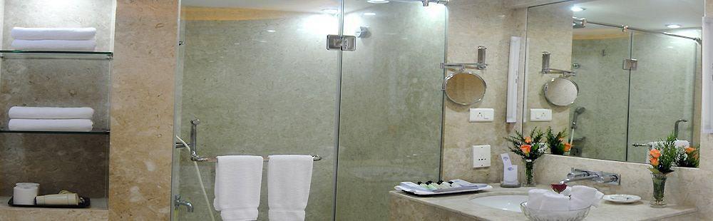 Breeze Hotel Chennai Exterior foto
